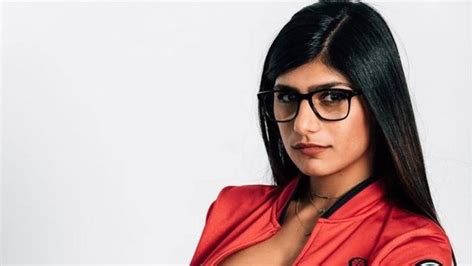 mia khalifa erome|Mia Khalifa Video .